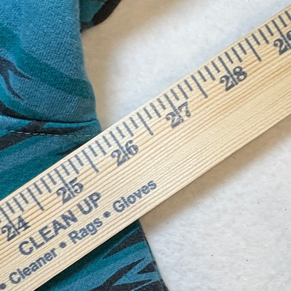 Ariat Teal and Black Patterned Pullover - image 8